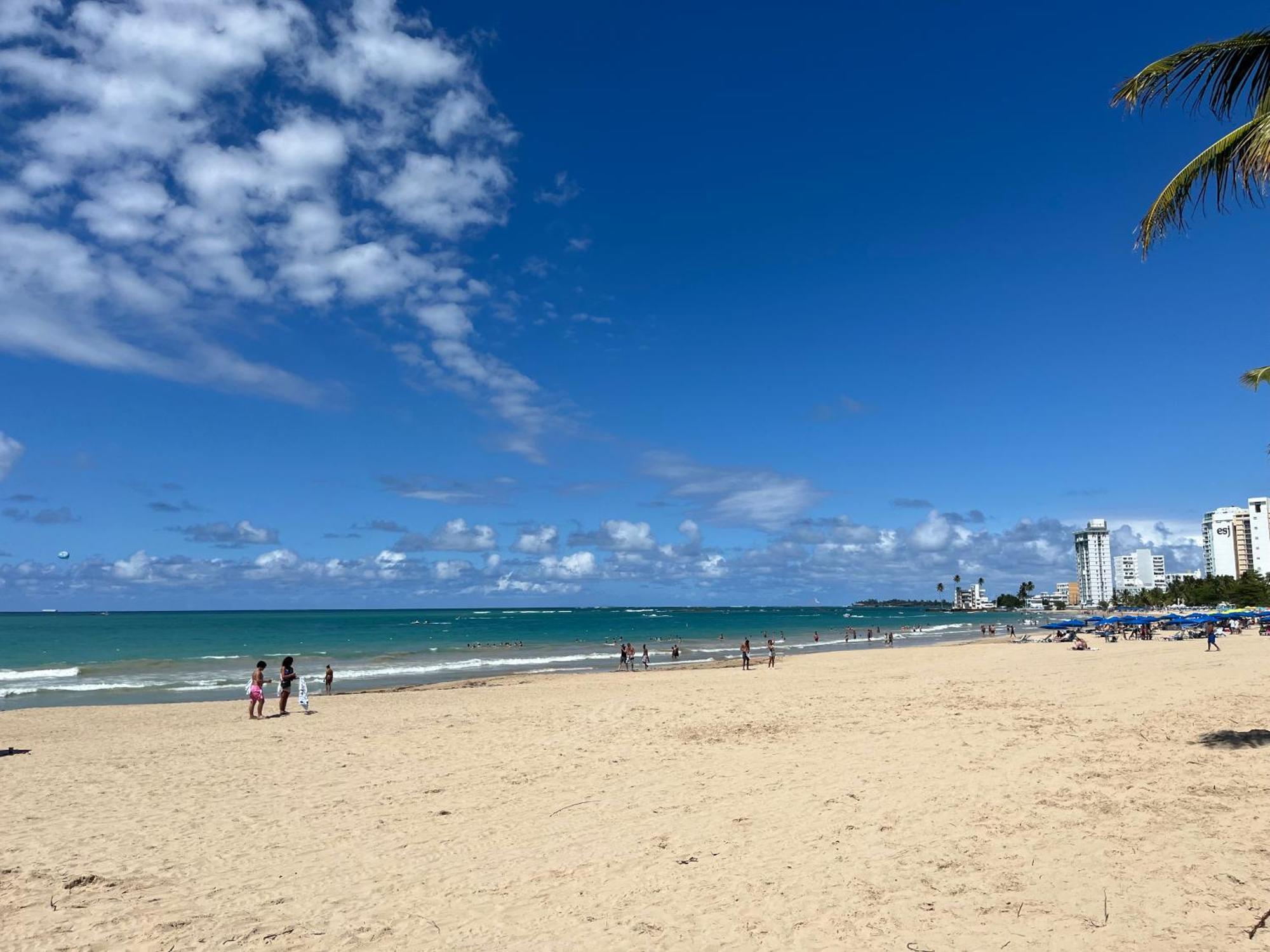 Posada Centric Studio Isla Verde San Juan Exterior foto